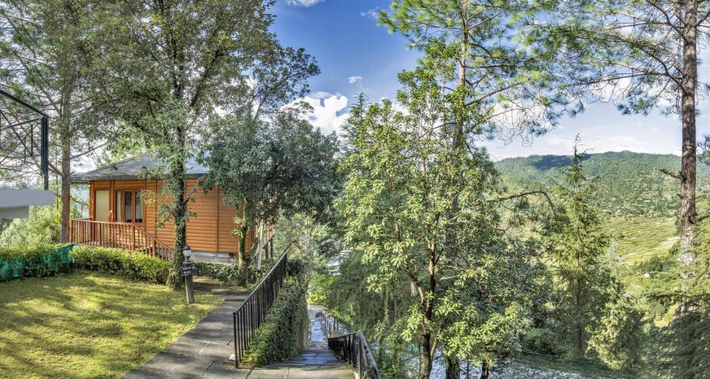 Club Mahindra Binsar Villa photo 1