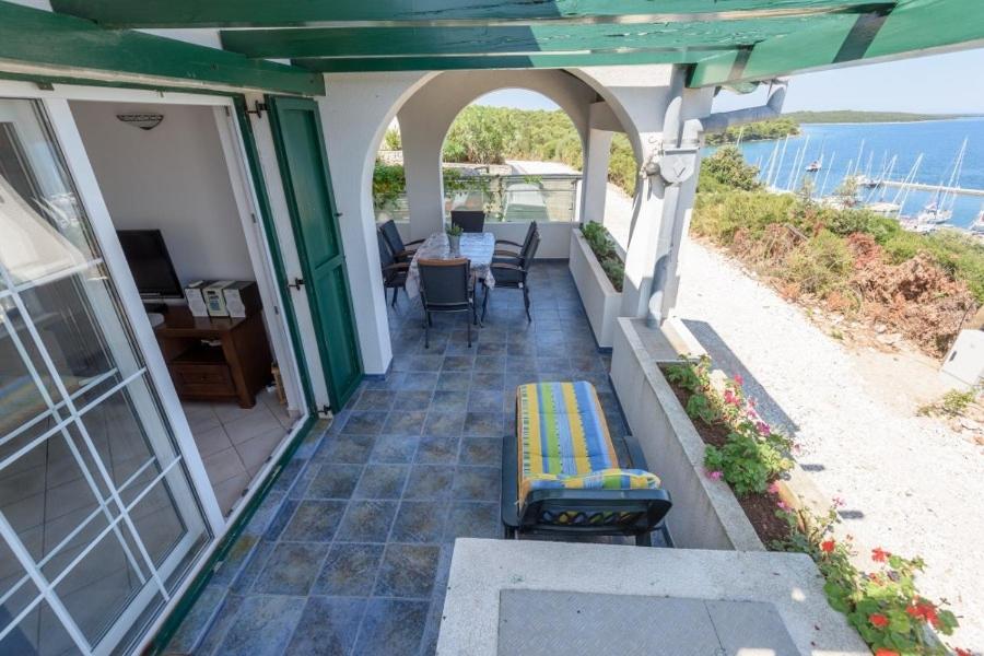Holiday Home 3559-1 for 6 people in Veli Rat photo 1