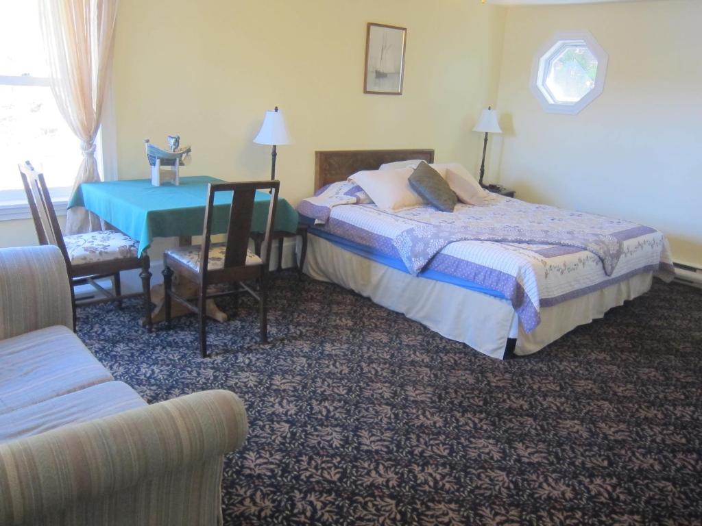 Salmon River Country Inn photo 3