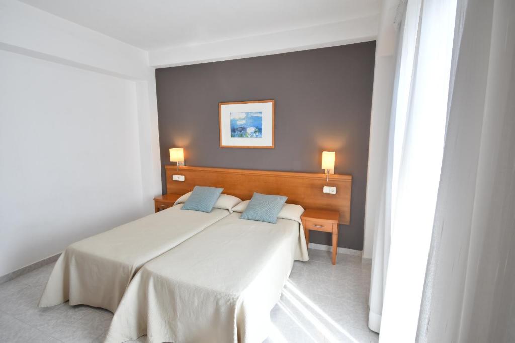 Hostal Mallorca photo 3