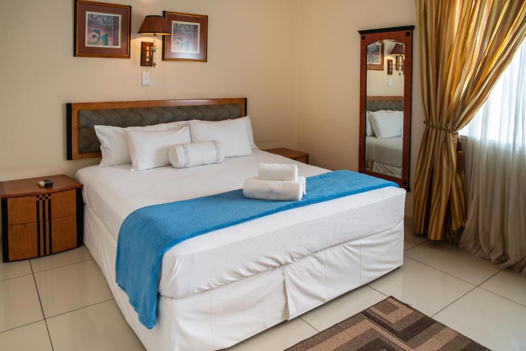 Ngwenya Hotel & Conference Centre photo 3
