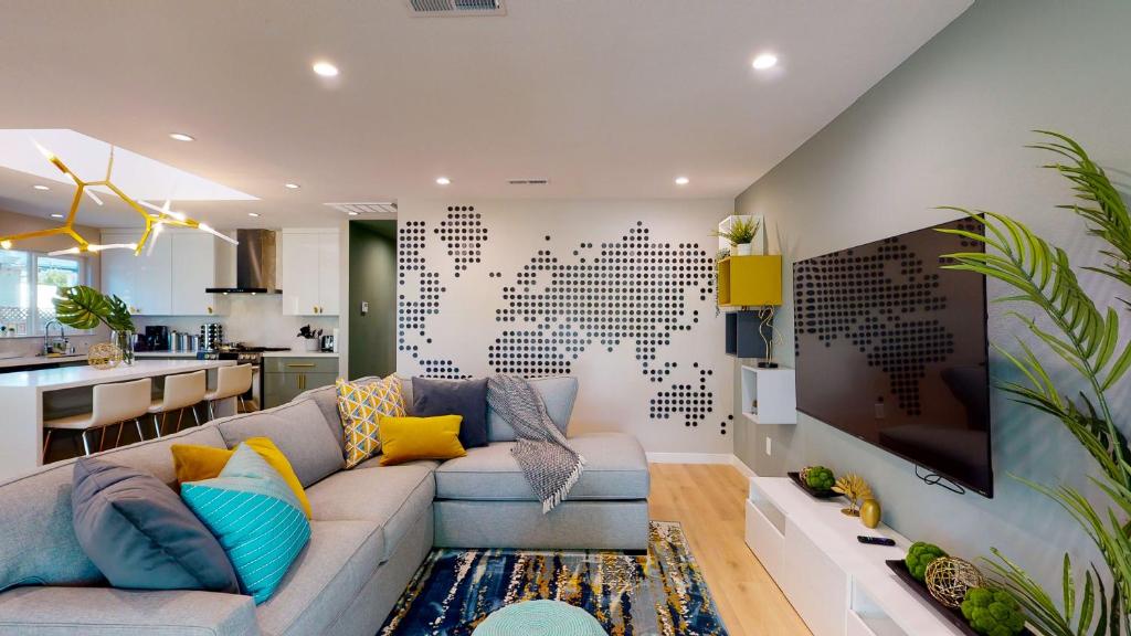 @ Marbella Lane - SJ Designer Home 3BR Ldry+P photo 1