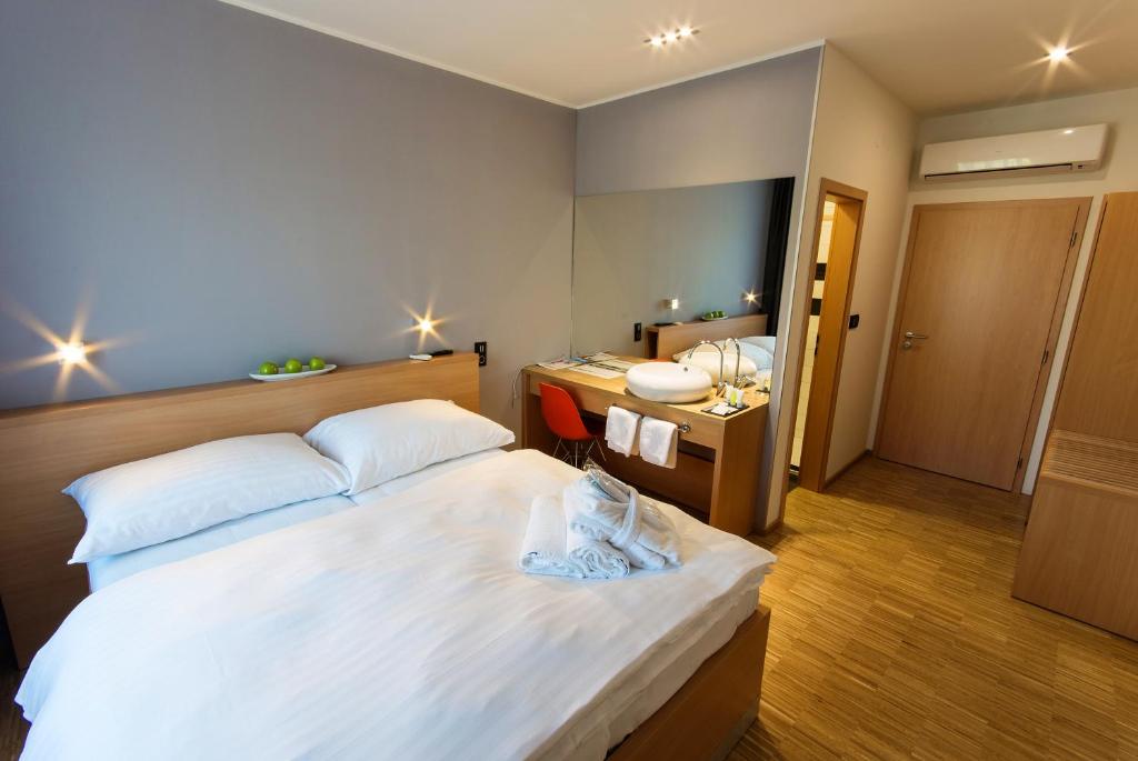 Двухместный (Стандартный двухместный номер с 1 кроватью), Blue Orange Resort