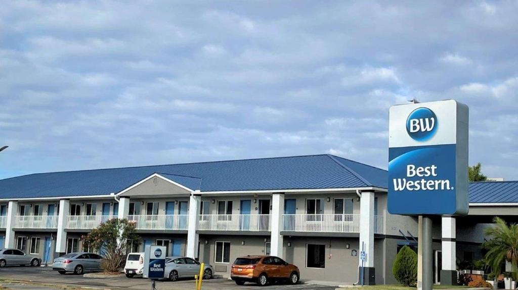 Best Western Of Clewiston image