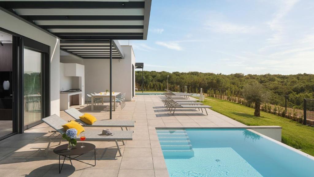 Villa Noble 1 photo 1