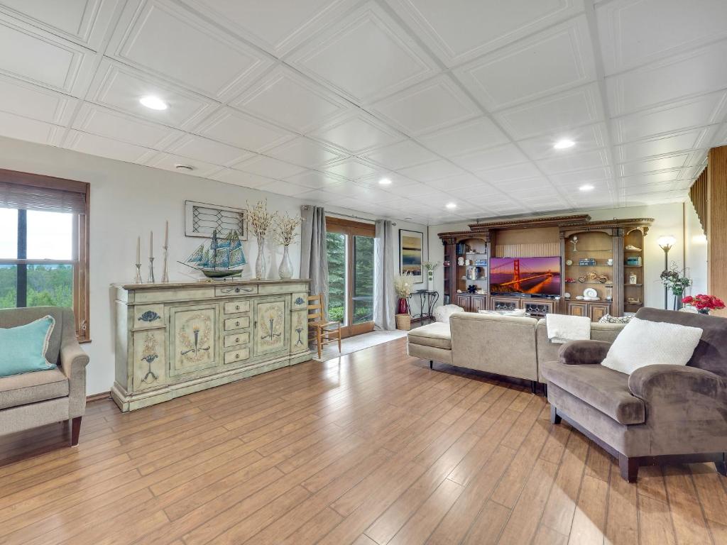 Harbor View Getaway photo 4