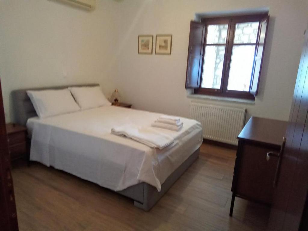 Boliari house photo 1