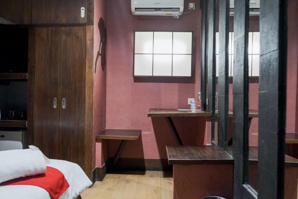 RedDoorz near Waterboom Lippo Cikarang photo 4