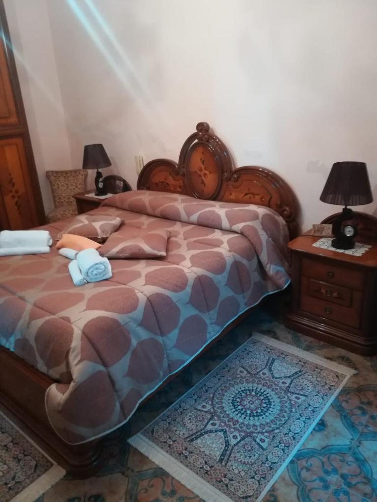 RENT ROOM JOE Via Dante 77 Solarino photo 1