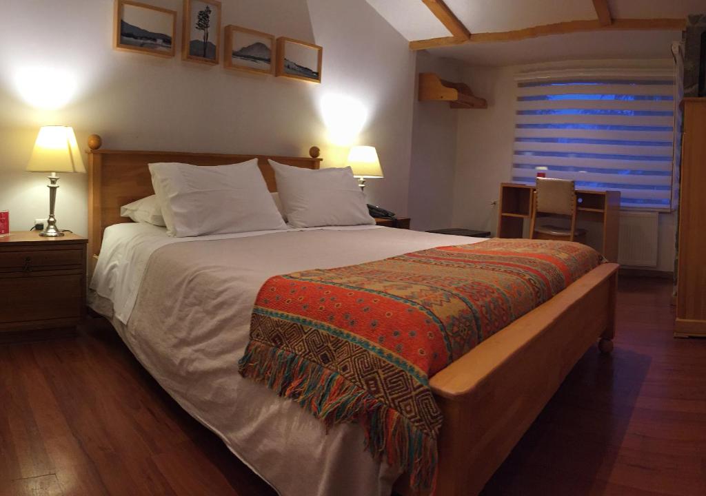 El Reloj Hotel photo 1