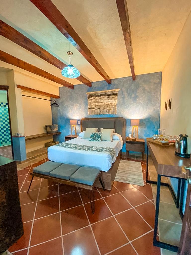 Hotel Boutique Santo Cuervo - Tap to explore photos