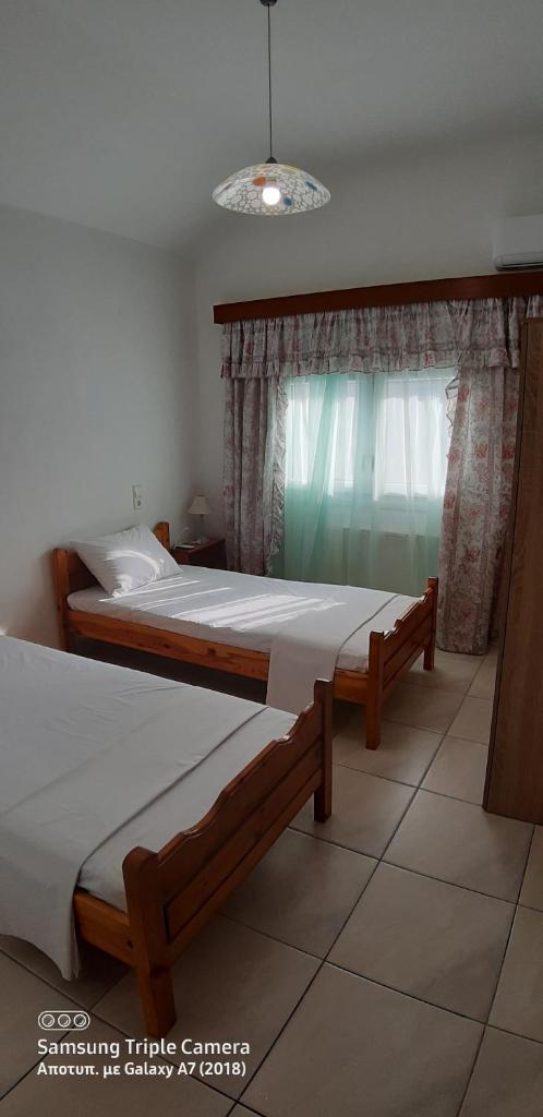 Achille's apartment photo 2