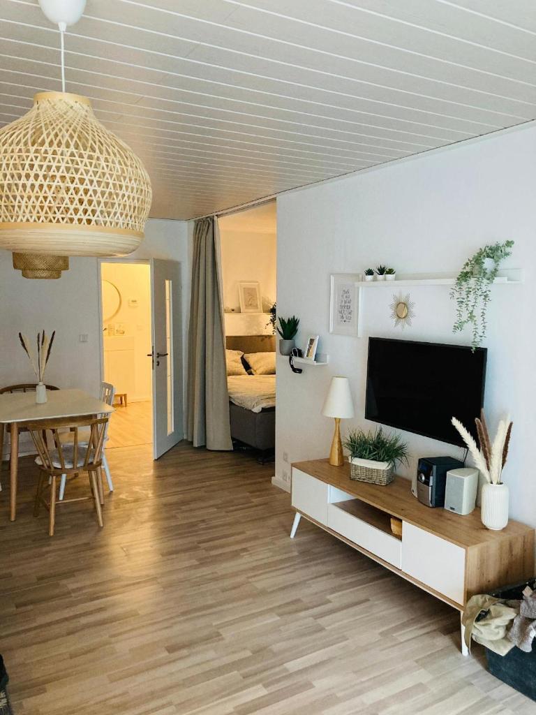 Alte-Bergstrasse-12-App-6-kleine-Perle-ABS-006 photo 1