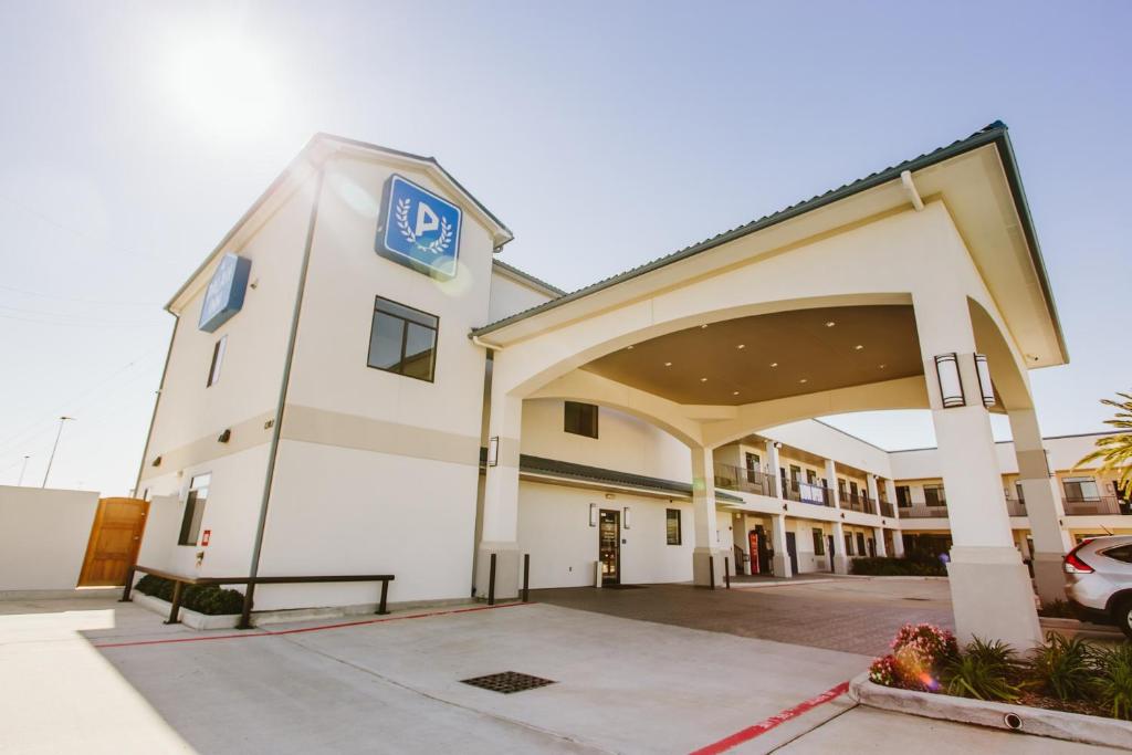Palace Inn City Center image
