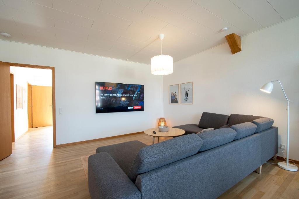 Exclusive 2 Bedroom Apartment photo 1
