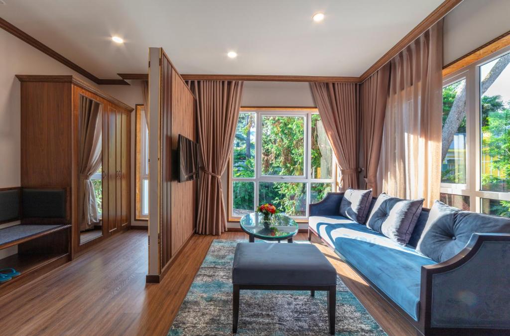 MARIGOLD HOTEL DALAT