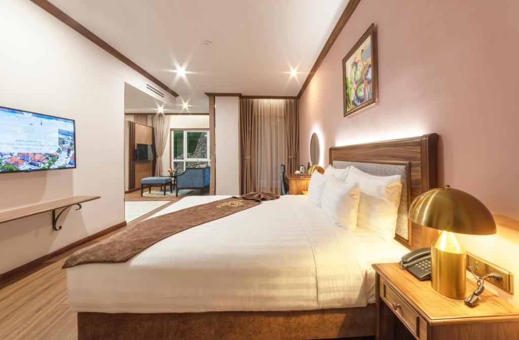 MARIGOLD HOTEL DALAT