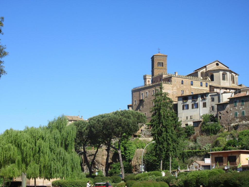 Radici Etrusche Sutri