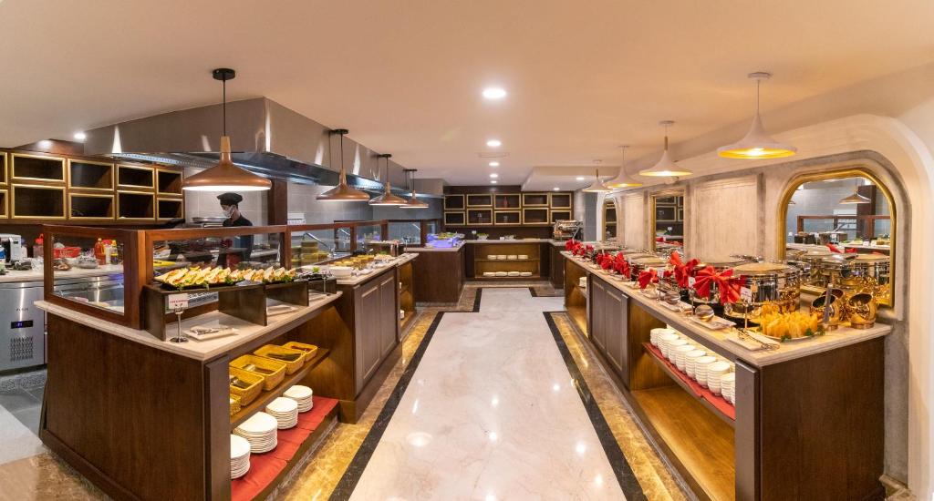 MARIGOLD HOTEL DALAT