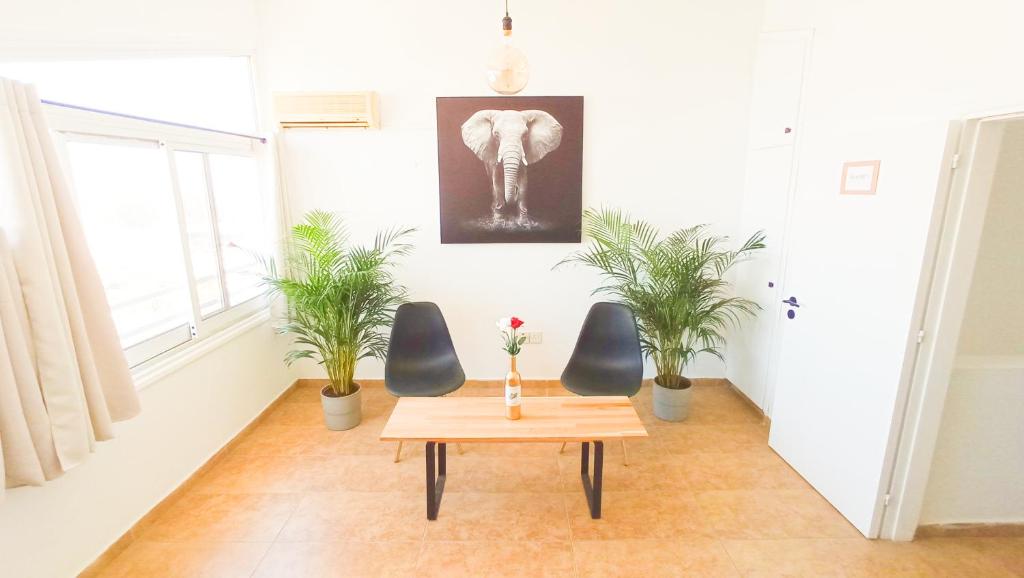 Luxury private rooms -SEA VIEW, NETFLIX, GYM- 5 Min from beach! - private room in shared apartment photo 4