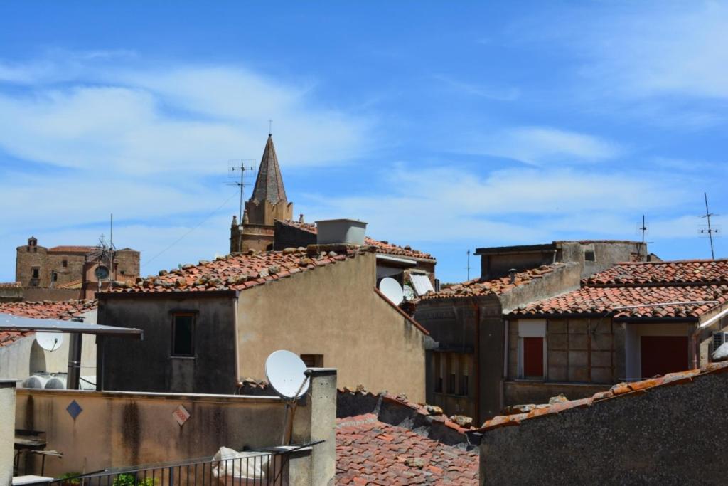 The House of Castle Apartments photo 3