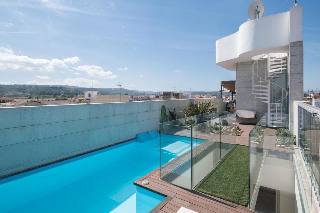 Green Living in Style - An Exclusive Designer Home near Galiana Golf photo 4