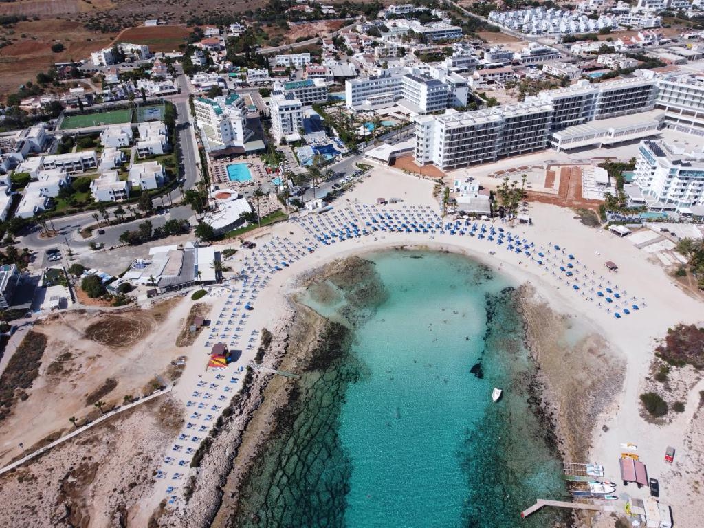 Anonymous Beach Hotel (Adults 16+) photo 3
