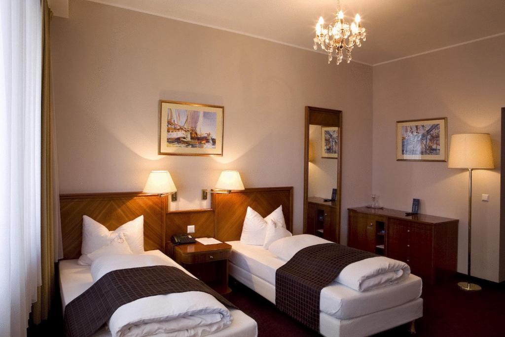 Двухместный (Двухместный номер с 1 кроватью), ROSS Hotel