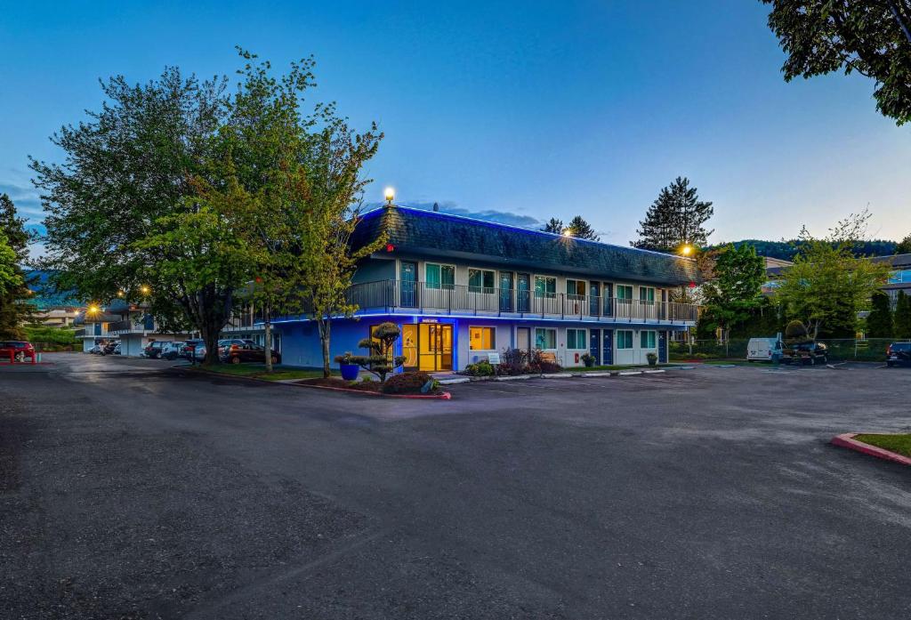 Motel 6 Issaquah, WA - Seattle - East image
