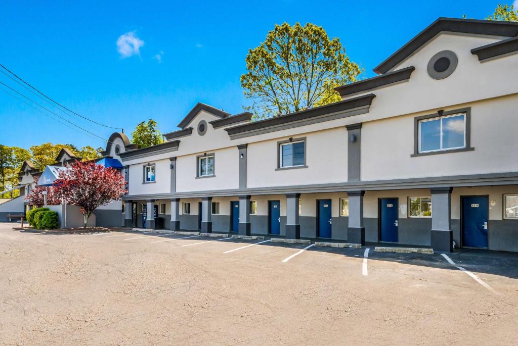 Motel 6 Toms River, NJ - Near Seaside Heights image