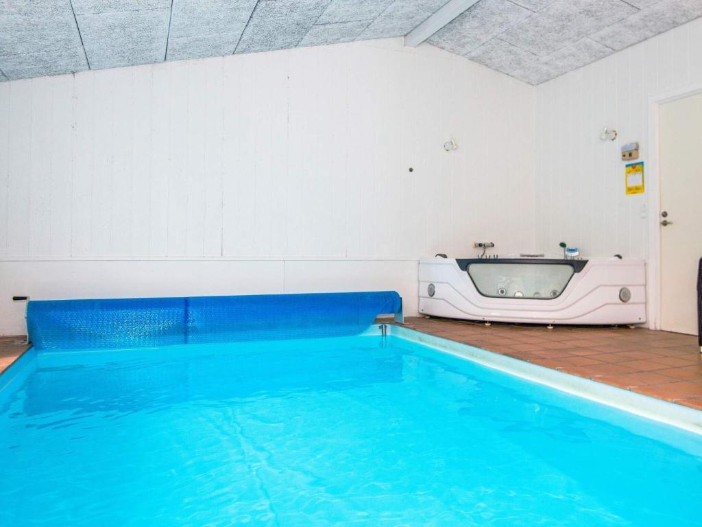Three-Bedroom Holiday home in Knebel 22 photo 2