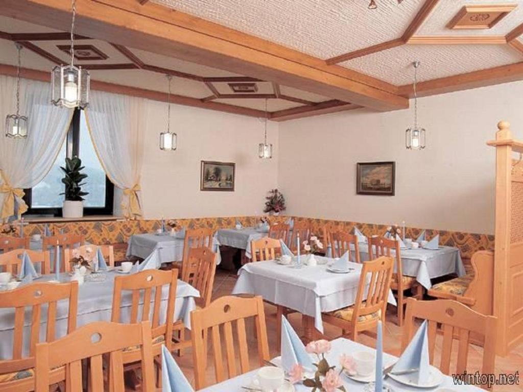 Hotel Landgasthof Hacker photo 4