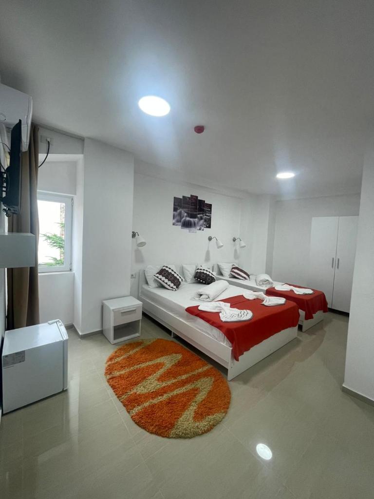 Трехместный (Улучшенный трехместный номер), Hostel Tripoli