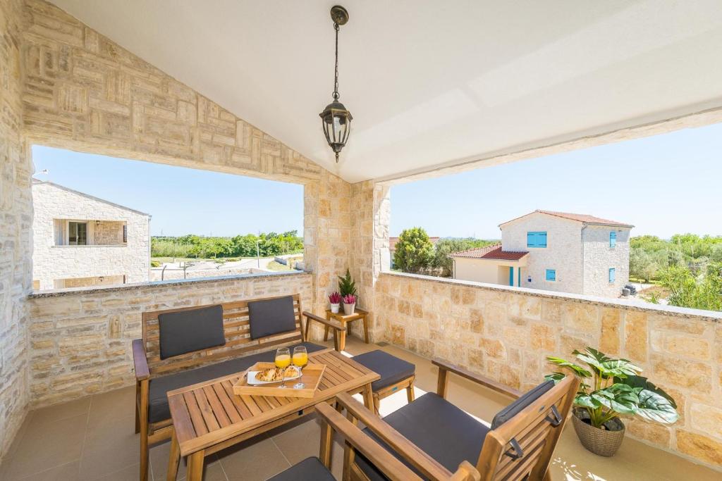 Villa Stancija Privlaka 1 with heated pool photo 4