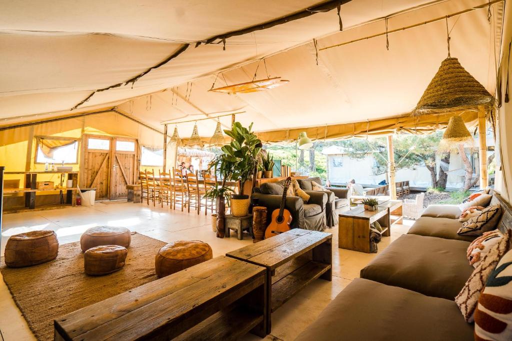 Surfana Beach Bed & Breakfast Bloemendaal