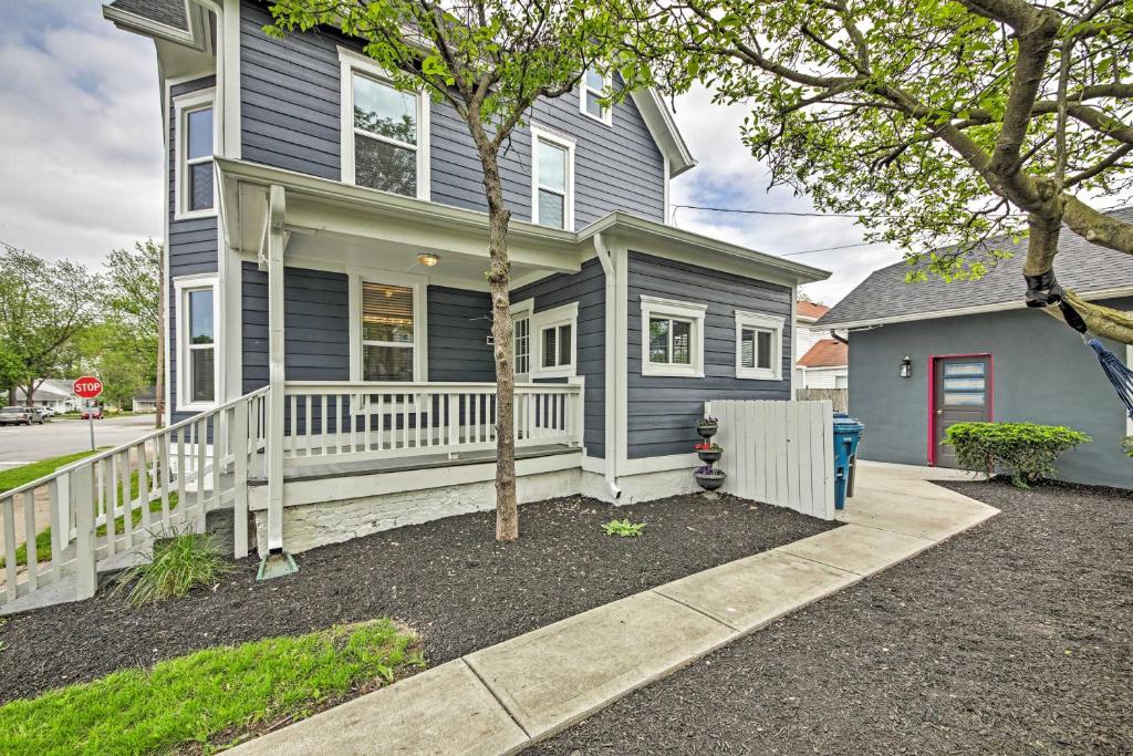 Historic Noblesville Home with Private Yard! photo 2