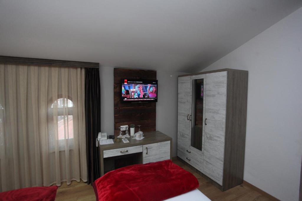 Hotel Happy photo 3