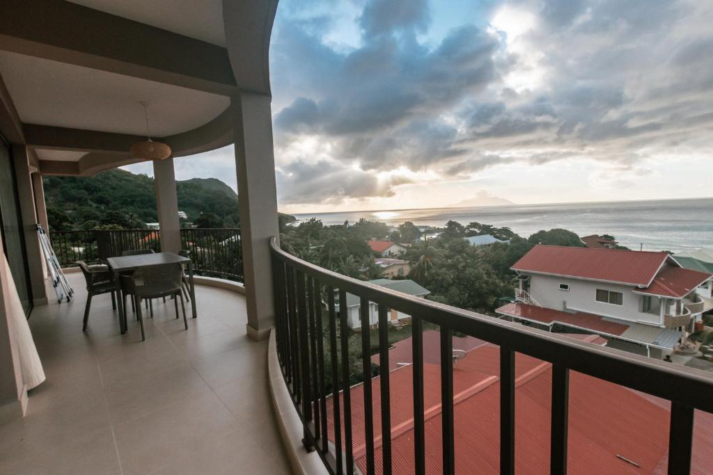Villa Rousseau photo 4