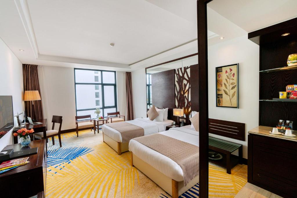 Двухместный (Двухместный номер Делюкс с 2 отдельными кроватями), Brilliant Hotel