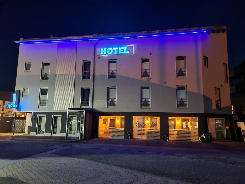 Hotel Come In photo 1