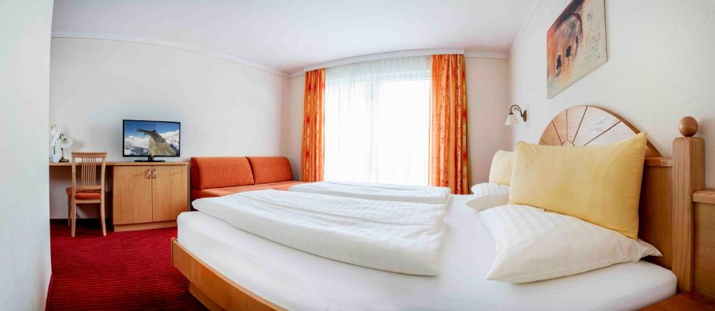 Hotel Montana photo 2
