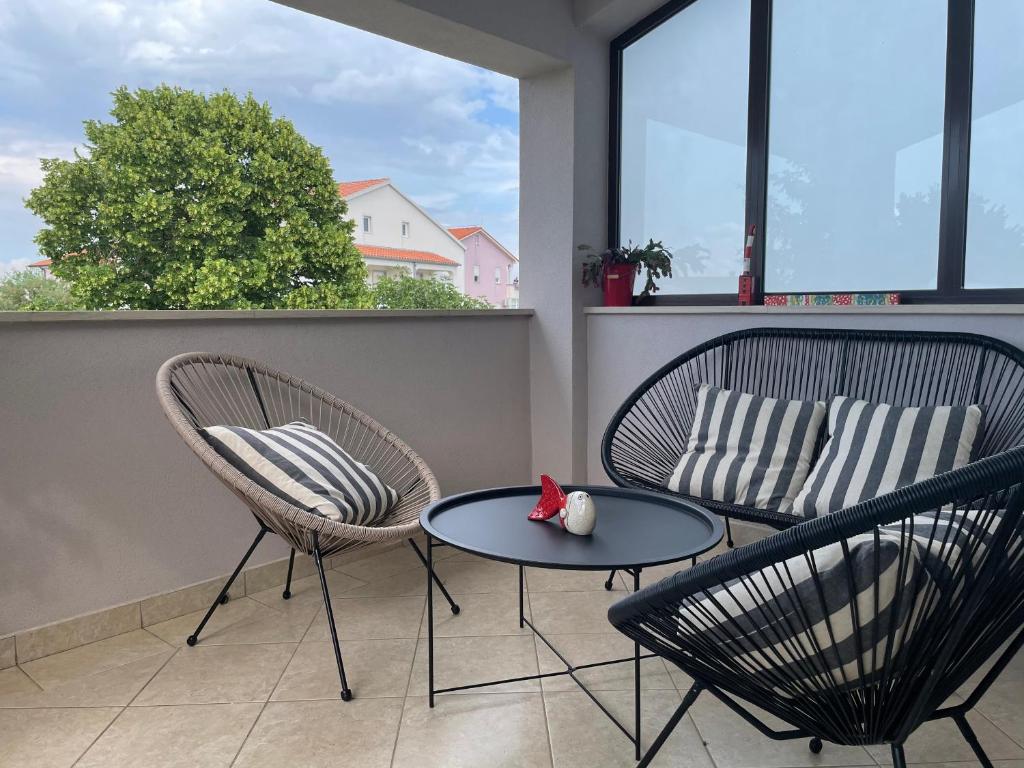 Brezac olive garden apartment photo 1