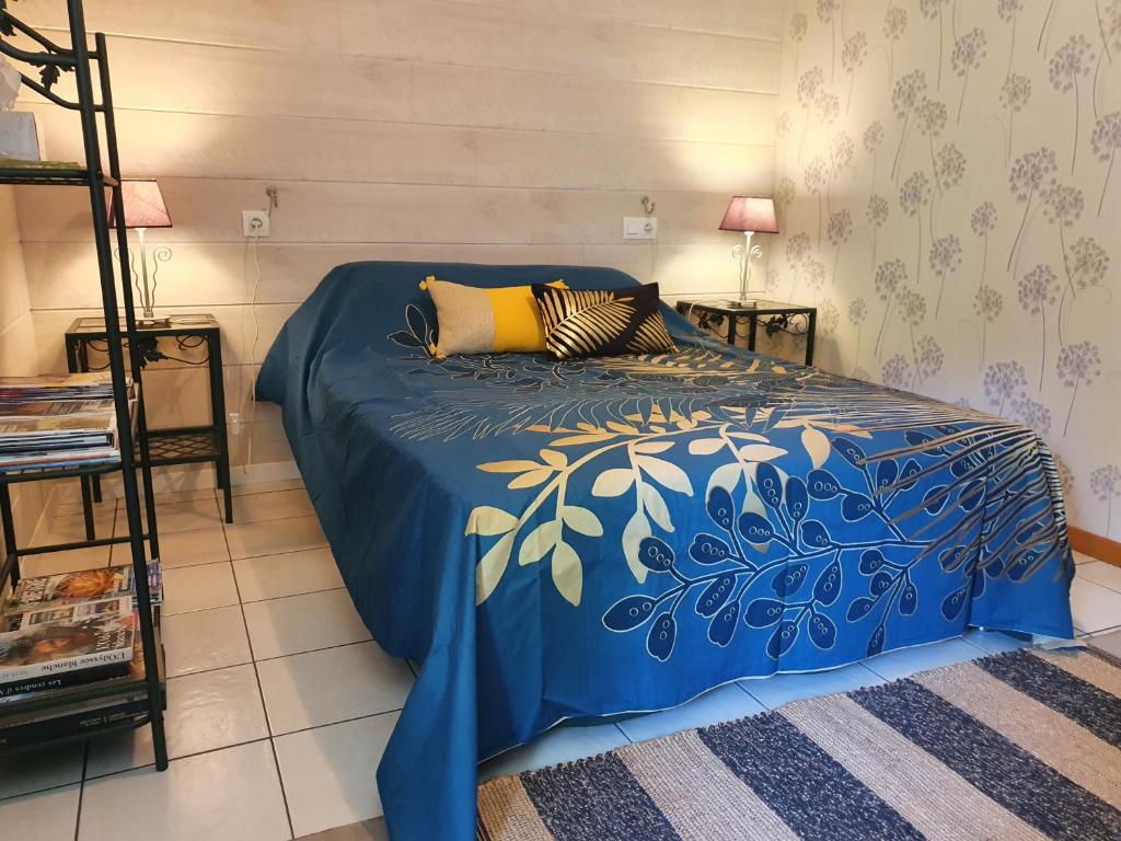 CHAMBRES D'HOTES AVEC PISCINE AUX AGAPANTHES DE CROMEL - Mont Saint Michel photo 4