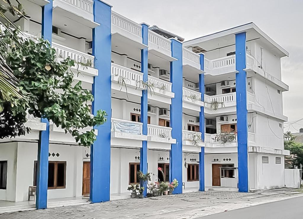 RedDoorz Syariah near Sunrise Park Pangandaran photo 2