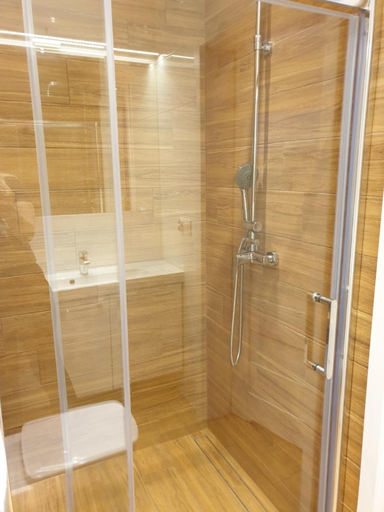 Maly apartament w zieleni blisko jeziora photo 3