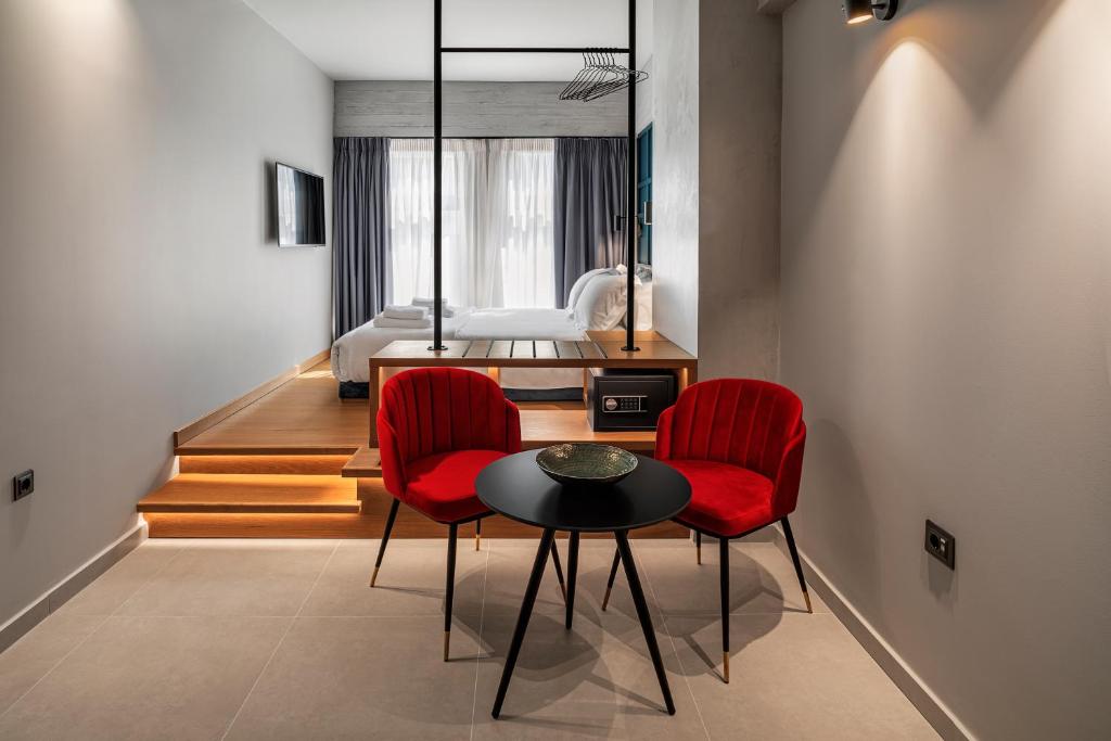 Сьюит (Люкс), Magenta Luxury Suites