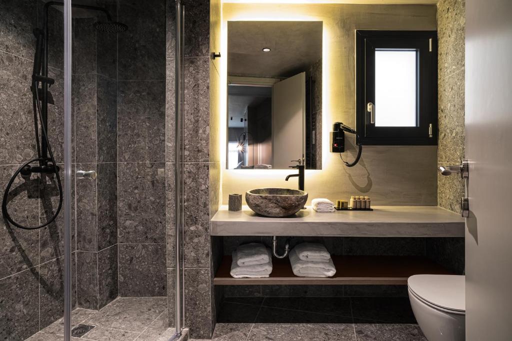 Сьюит (Люкс с кроватью размера «king-size»), Magenta Luxury Suites