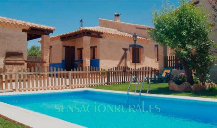 Casas Rurales Lagunas de Ruidera con chimenea photo 1