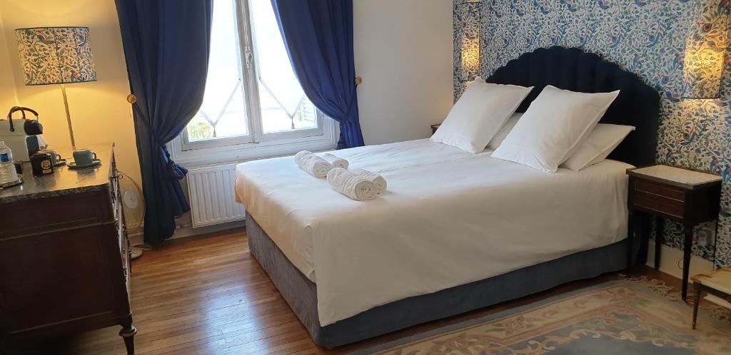 LA MAISON LEONARD photo 3