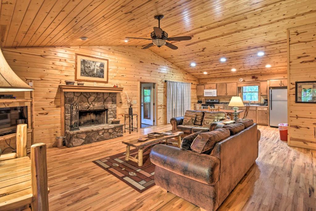 The Ridgeline at Sautee Mountain Retreat! photo 2